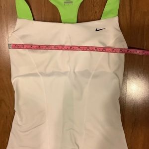 Women’s Nike tennis size M